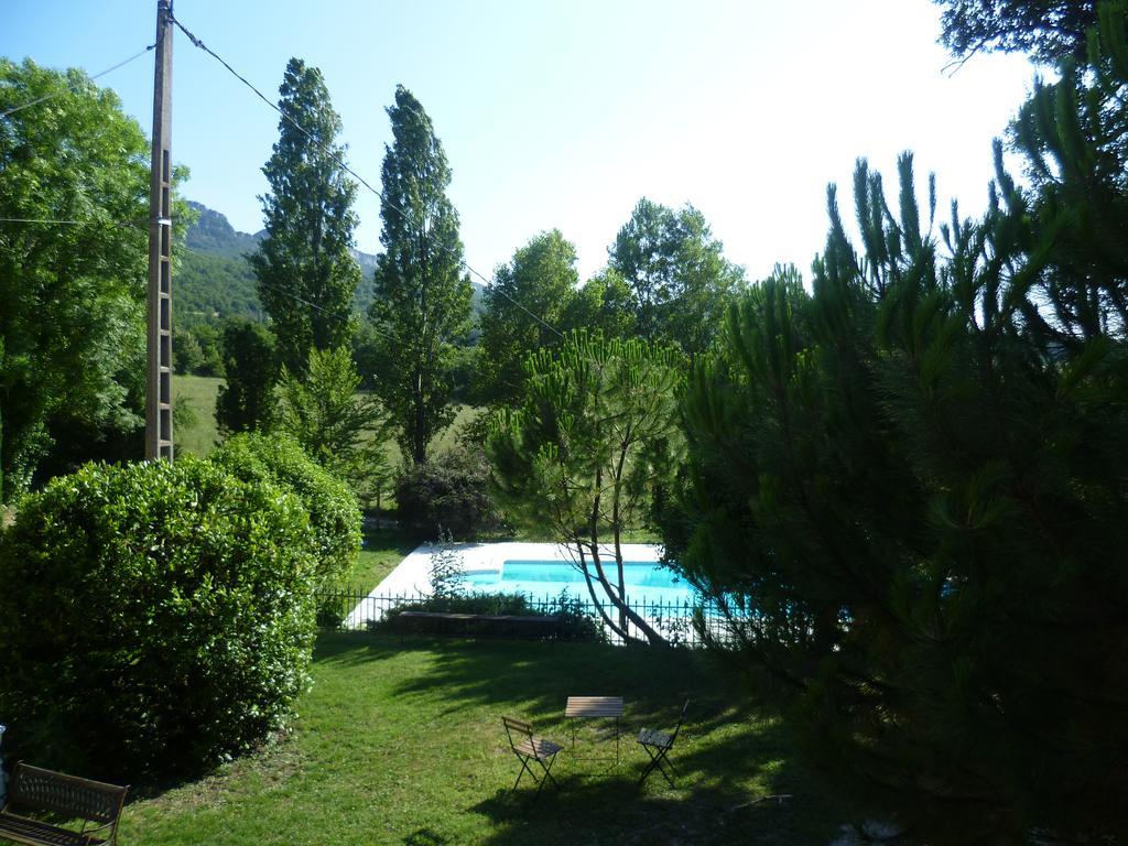 Villa Les Beaux Chenes Pont-de-Barret Exterior foto